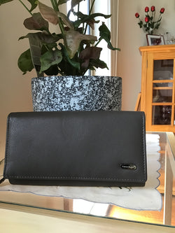 MULTI COLORED WALLET - MUSHROOM