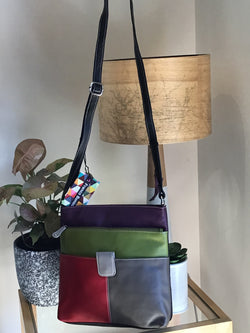 MULTI COLOREDHANDBAG - RED