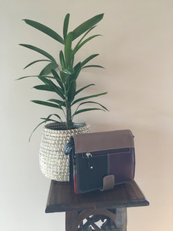 MULTI COLORED SHOULDER BAG - PURPLE